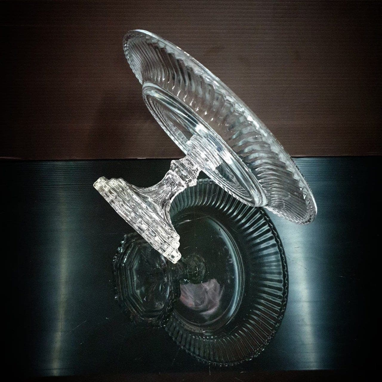แจกัน AT (X9WOW8I), Vase — a clean profile with quiet weight, sized for medium to large stems.